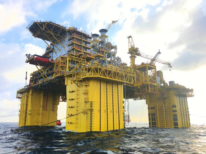 随着天津港保税区企业海洋石油工程股份施工人员顺利完成16根